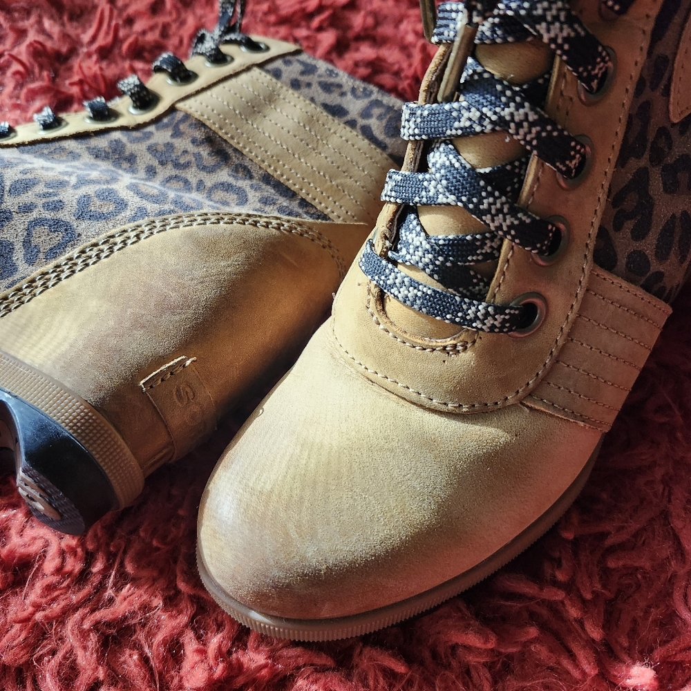 SOREL Women's Lexie Brown Leather Platform Wedge Leopard Print Booties Size 7 - Picture 9 of 16